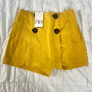 BRAND NEW!!! Zara shorts